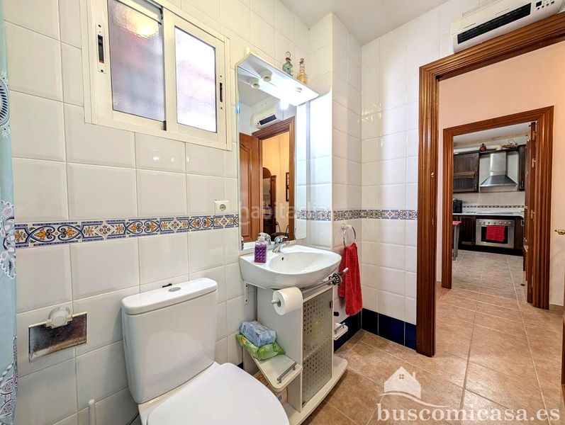 Foto f9646f50-13c1-4eb6-8e08-542652aa1f5d. Casa amb aparcament a Guarromán