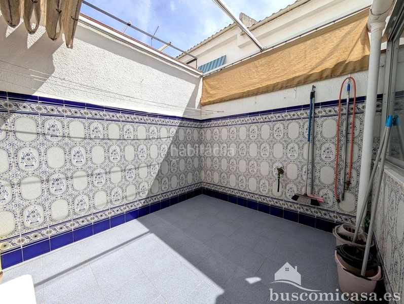 Foto 5ea5f36a-9e57-419b-a953-8905924d772d. Casa amb calefacció aparcament a Arrayanes Linares