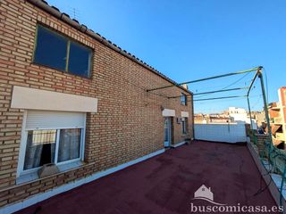 Etagenwohnung  Antón de jaén. Vivienda a reformar en pleno centro de linares.