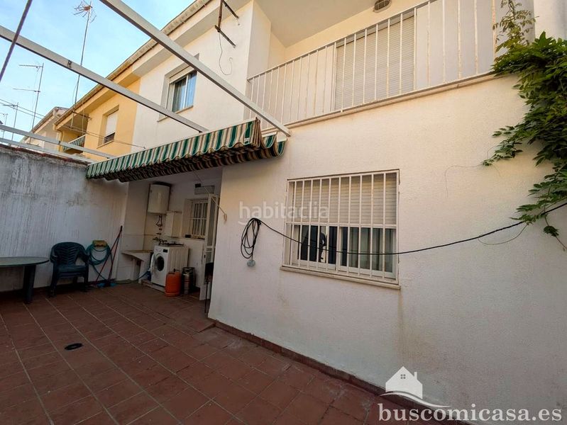 Foto 12dcaed6-6061-4956-9c35-1b0d962fdd5d. Casa amb aparcament a Zona Hospital Linares
