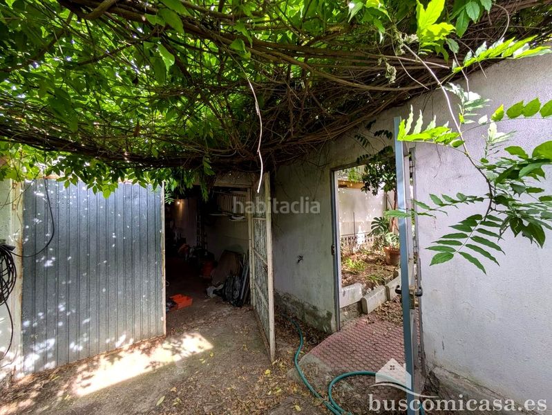 Foto 3332f971-2e15-499b-b9b0-6c61c3e16688. Casa amb aparcament a Zona Hospital Linares