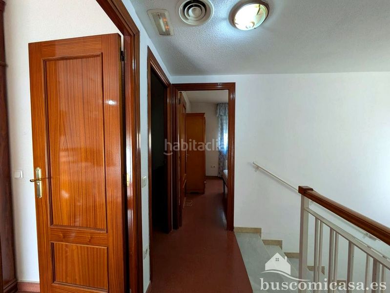 Foto 6147c735-dfbd-402d-93c8-ec8bc0fc619c. Casa amb aparcament a Zona Hospital Linares