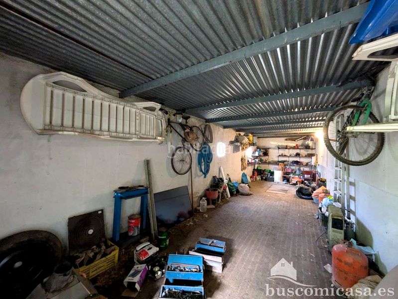 Foto 725f1a35-55ce-412c-9af4-c235b145b59a. Casa amb aparcament a Zona Hospital Linares