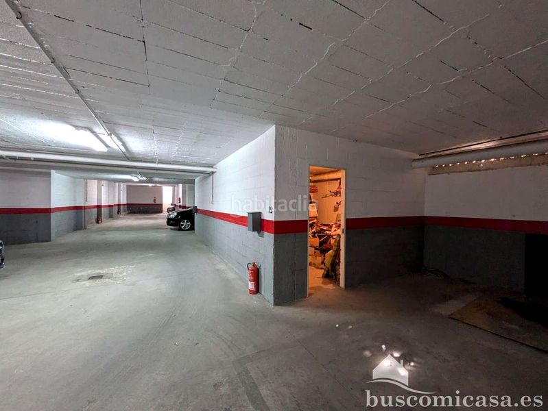 Foto a1efbfce-0055-4c22-99f6-1af94890c6af. Casa amb aparcament a Zona Hospital Linares