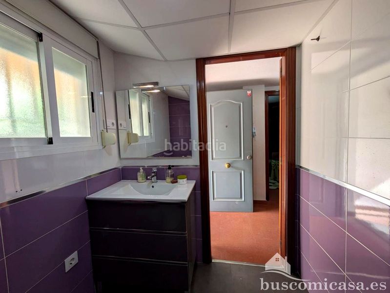 Foto a5a97de2-b36c-4f98-8deb-37c02cb9db25. Casa amb aparcament a Zona Hospital Linares