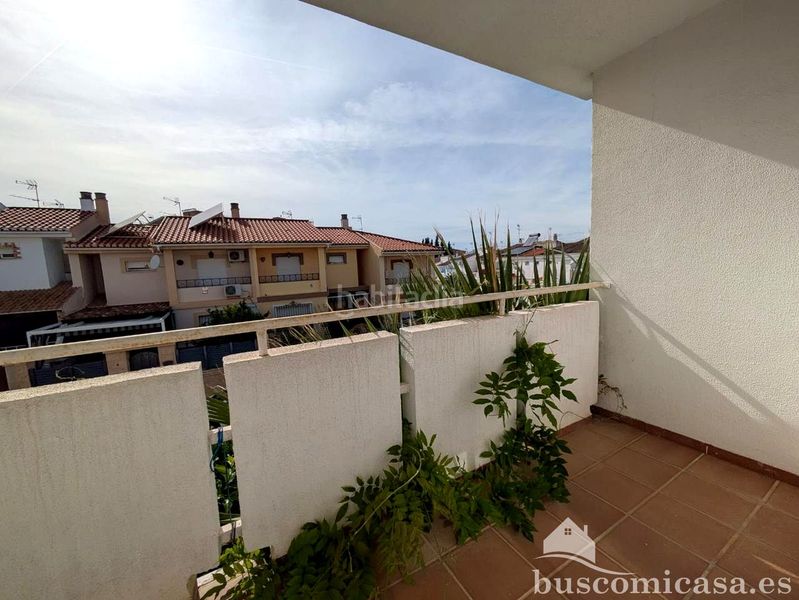 Foto aee291c9-9171-43f6-9ab5-d786b13bf540. Casa amb aparcament a Zona Hospital Linares