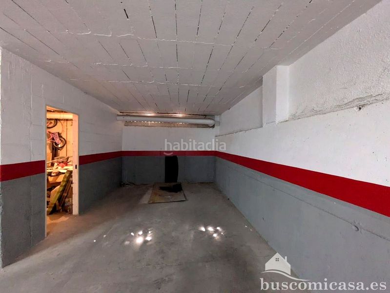 Foto cceebcd2-8753-4801-beb2-c4b0413325a0. Casa amb aparcament a Zona Hospital Linares