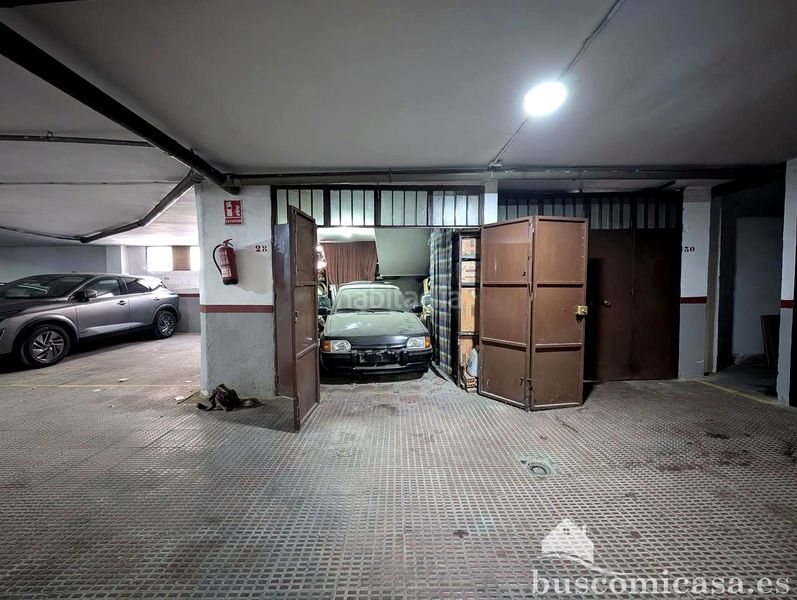 Foto 56e03582-4b1e-4467-b197-693635087b47. Aparcament cotxe a Zona Hospital Linares