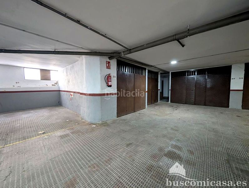 Foto a13ba421-62d3-4be2-b85a-6f35588ce3f4. Aparcament cotxe a Zona Hospital Linares