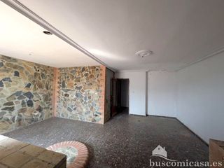 Appartamento  Méndez núñez. Vivienda en la carolina haz tu oferta!