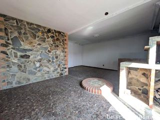 Pis  Méndez núñez. Vivienda en la carolina haz tu oferta!