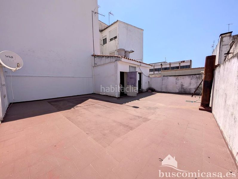 Foto 4e540d97-4dc0-43da-80c7-3d4ef2d578c9. Casa amb aparcament a Centro ciudad Linares