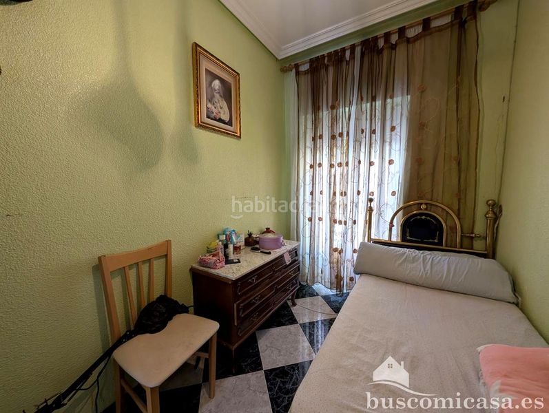 Foto 5a113948-4aa7-4e0a-b67f-ab91b871a134. Casa amb aparcament a Centro ciudad Linares