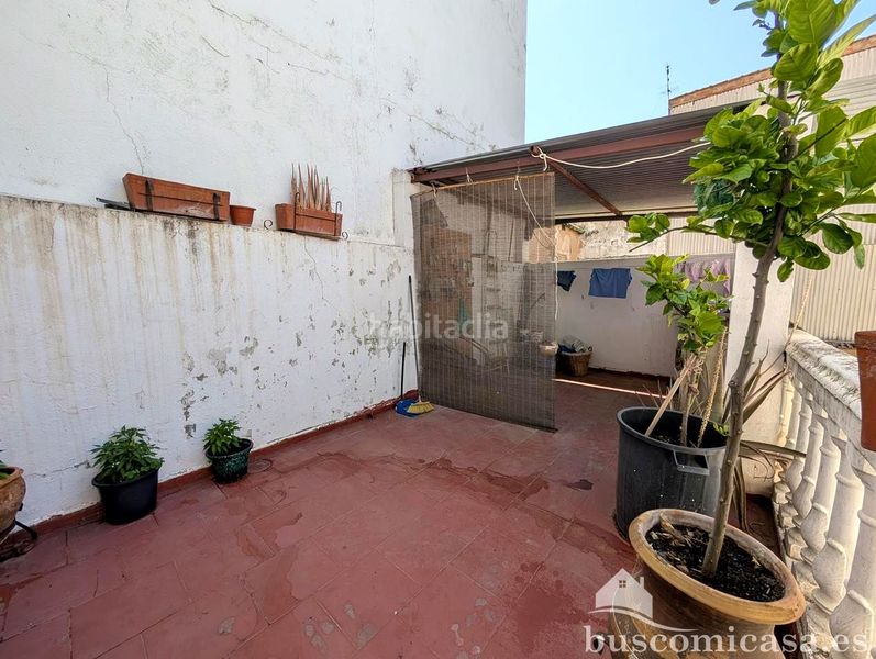 Foto e003c873-e89c-4553-be72-220da105f8ef. Casa amb aparcament a Centro ciudad Linares