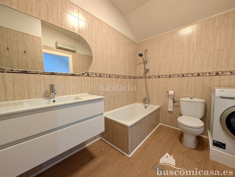 Foto 1f16b324-4215-483f-81f4-eef489cd58e4. Dúplex amb aparcament piscina a La Zarzuela - San José - Belén Linares