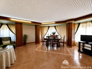 Piso  Colón. Fantástico piso en la plaza colón.