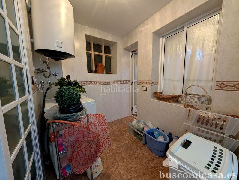 Foto f778a845-d567-4e0a-8078-c28b45efe755. Pis a Centro ciudad Linares