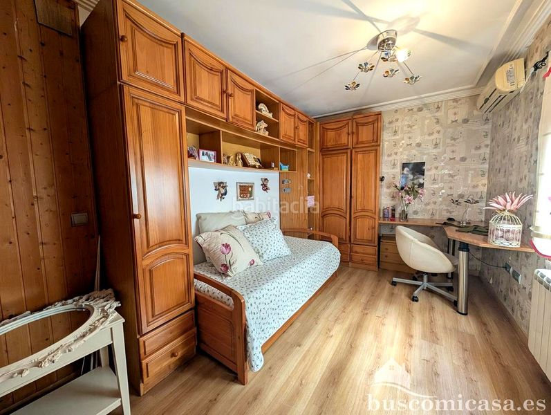 Foto 34d28ed0-b8b4-4d00-9a37-25fc47894e1c. Casa amb calefacció aparcament a Centro ciudad Linares