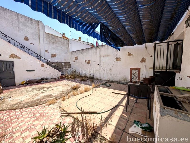 Foto ad7a6fd6-36e4-4e04-b64d-91e4b3d51ae8. Casa amb aparcament a La Paz - Las Américas Linares
