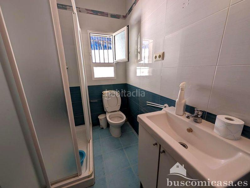 Foto c1c38b38-6e5e-4d0b-9b5c-17f10ef9f53e. Casa amb aparcament a La Paz - Las Américas Linares