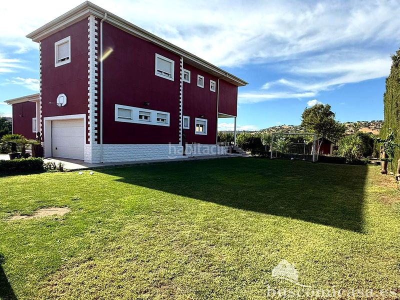 Foto a8935353-f8a5-4366-9abe-789cfeb29803. Casa amb aparcament piscina a San Roque - La Cruz - La Rozuela Linares
