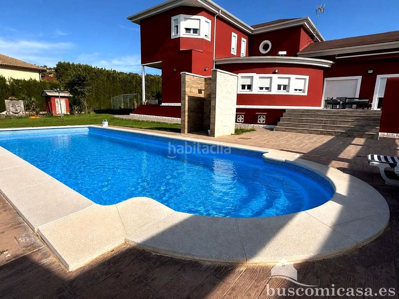 Foto ac7f2f37-fd61-482e-8bef-a4c0911e29a1. Casa amb aparcament piscina a San Roque - La Cruz - La Rozuela Linares
