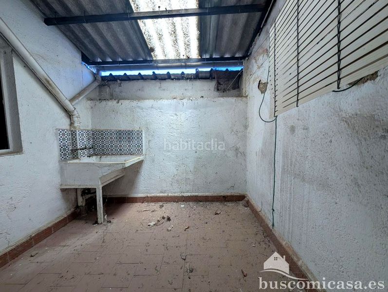 Foto 6c269a0c-7a49-4c6e-8df7-abbe6acd8f9a. Pis amb aparcament a Zona Hospital Linares