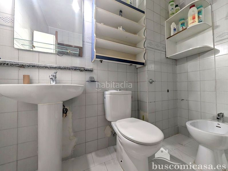 Foto d4995d13-06a0-4fa0-9982-b2503e68326f. Pis amb aparcament a Zona Hospital Linares