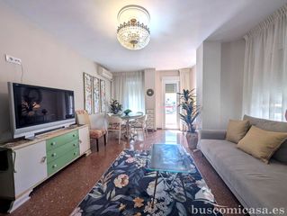 Etagenwohnung  La carolina. Fantástico piso en el paseo de linarejos.