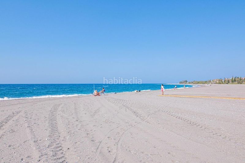 Foto 43193ad4-9461-41da-a7e6-3fca78b16070. Pis amb aparcament piscina a Playa de Granada Motril