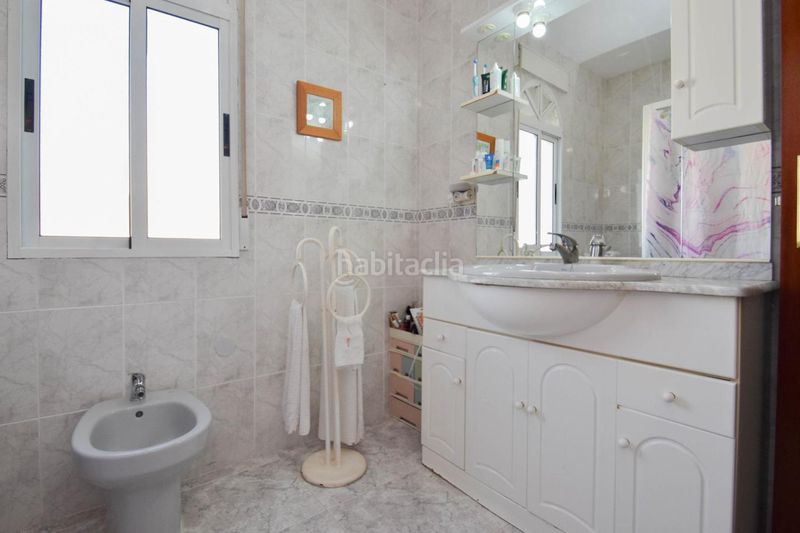 Foto c17b9930-6f44-4049-ad21-4a9dd4937e15. Casa amb aparcament a Peligros