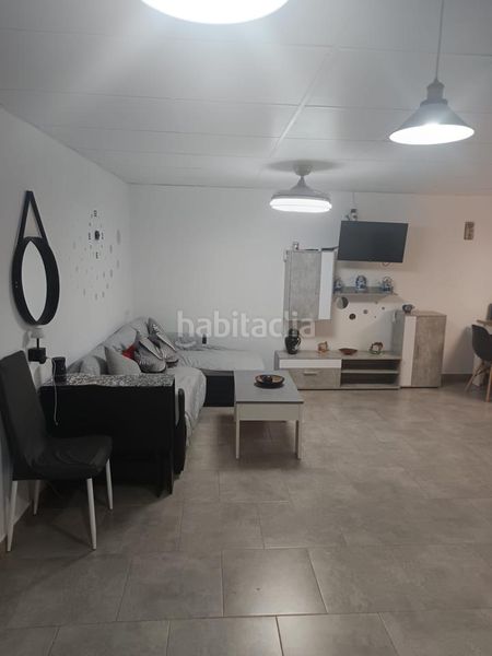 Foto 03b5f21f-59ae-4fff-a2a1-c83e838138d7. Casa amb piscina a Linarejos Linares