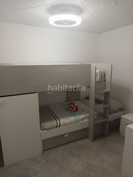 Foto 2c3d5156-8013-4000-ac0e-eb51238dd4af. Casa amb piscina a Linarejos Linares