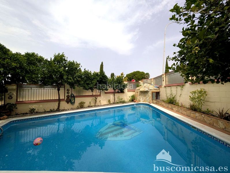 Foto 3d245001-25c6-4b4a-8ffe-134dbdf6a749. Casa amb piscina a Linarejos Linares