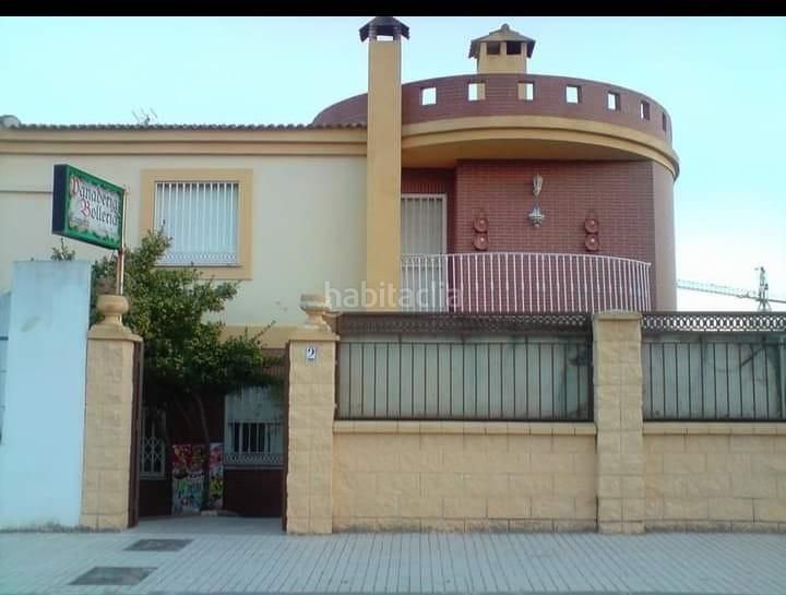 Foto 733345a2-83e4-4464-9abb-ccb77d0d488c. Casa amb piscina a Linarejos Linares