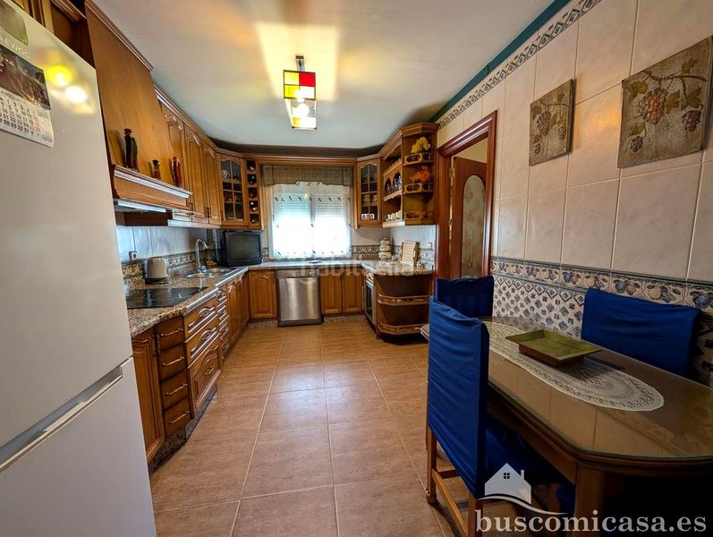 Foto 9e095da8-1af3-4fb5-9070-901814fb8425. Casa amb piscina a Linarejos Linares