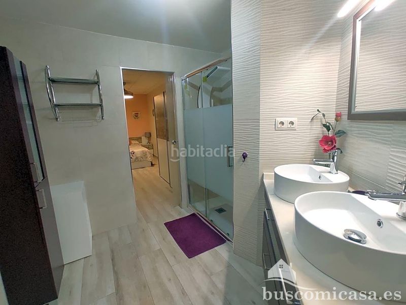 Foto a97a844e-fbda-4cb9-9404-9df4713b0e45. Casa amb piscina a Linarejos Linares