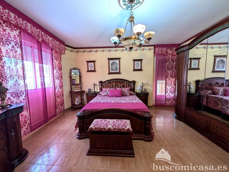 Foto d107daf9-eb1d-4f08-88fc-74d4d31cb3f8. Casa amb piscina a Linarejos Linares