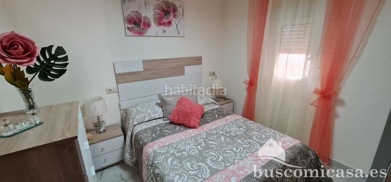 Foto e64912fc-a593-44d8-a897-6cf4cd750d20. Casa amb piscina a Linarejos Linares