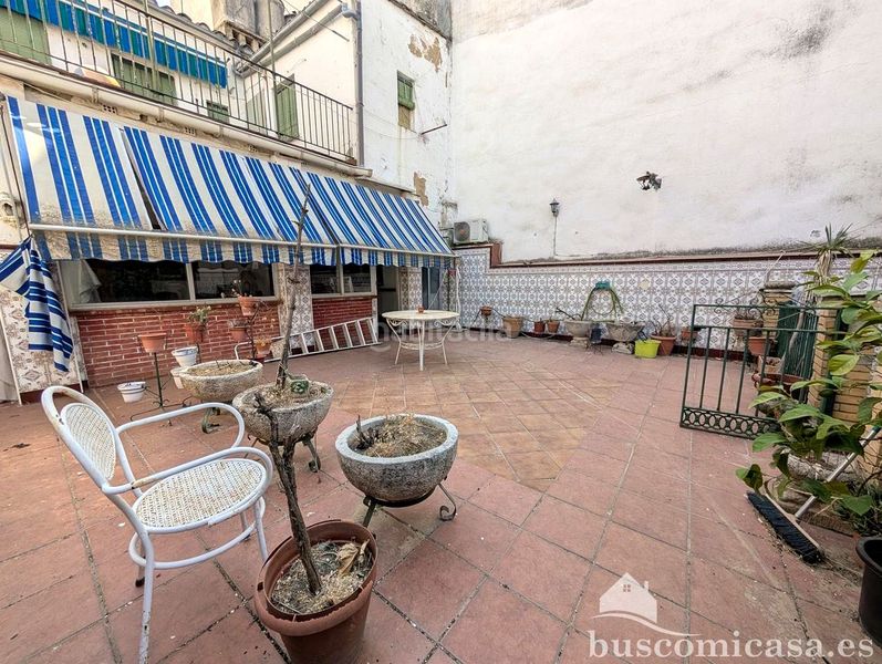 Foto ce09ad58-ca0b-438c-8f30-0d054d8c0f95. Edifici a Centro ciudad Linares