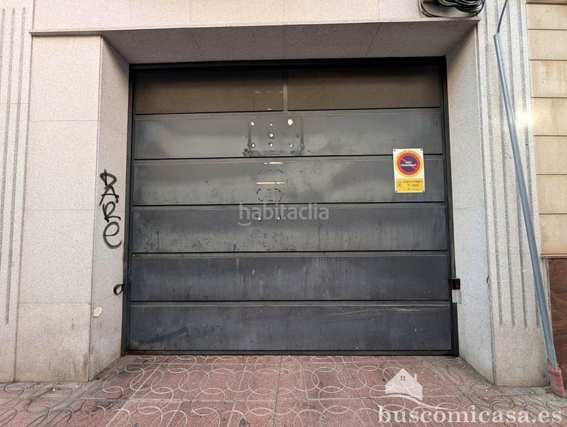 Foto a8df6ce7-7a02-4ba1-aff9-2e0a2743d476. Aparcament cotxe a Centro ciudad Linares