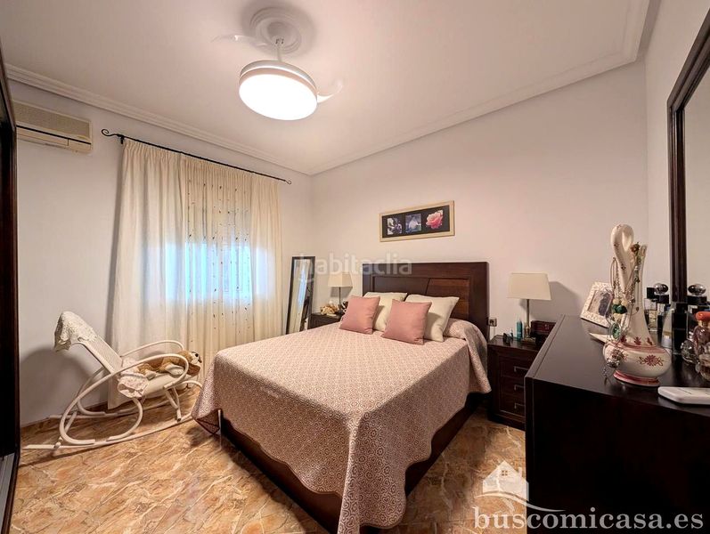 Foto 0e7df046-64a4-4a42-9641-cabda2d3a9fb. Casa amb aparcament a La Zarzuela - San José - Belén Linares