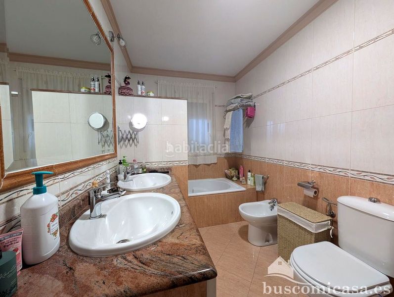 Foto 1e28e93f-7068-4739-9f29-257d645d2e69. Casa amb aparcament a La Zarzuela - San José - Belén Linares