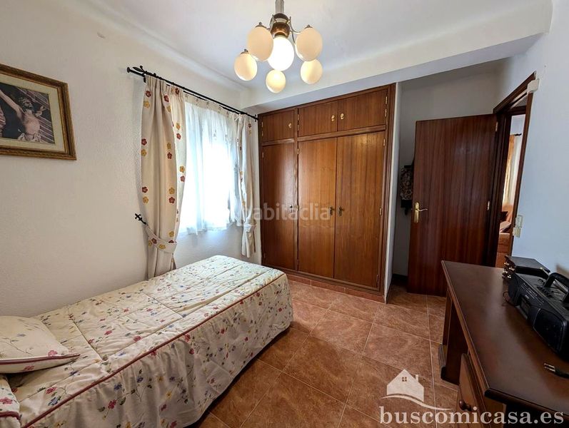 Foto ab619861-8c6f-42f2-ac38-ff097825d114. Pis a Linarejos Linares