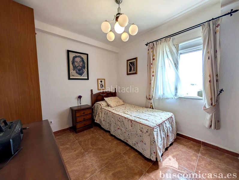 Foto c7c66782-d397-4719-8b39-b84a12a5c604. Pis a Linarejos Linares