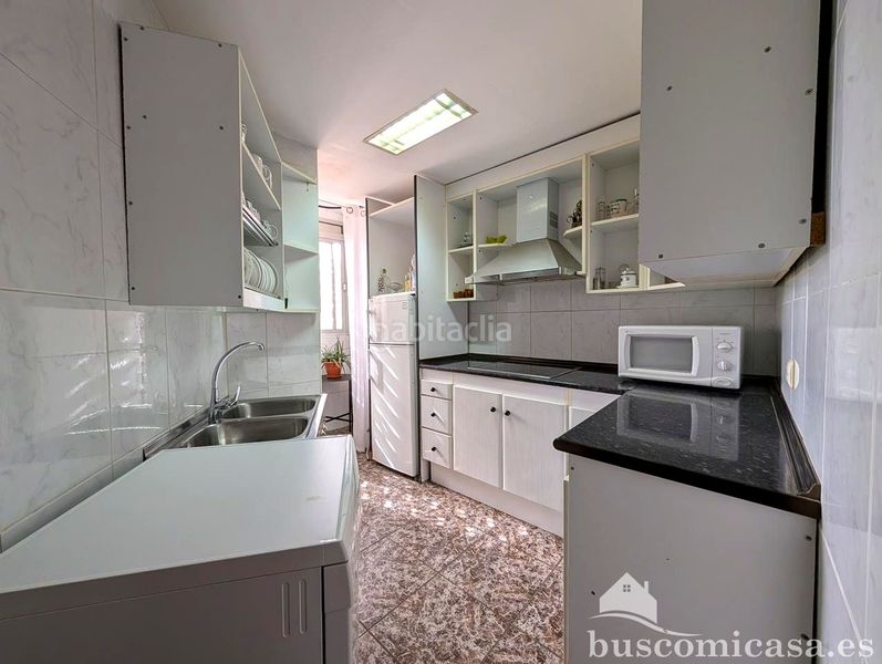 Foto ed25db13-e2c4-4501-abb9-db90e37467cb. Pis a Linarejos Linares