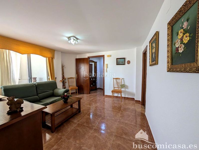Foto ff457f65-72ad-4189-a83a-c13da810d6a8. Pis a Linarejos Linares