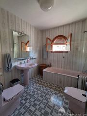 Casa  Pintor velazquez. Chalet en ventaamplia parcela y piscina privada