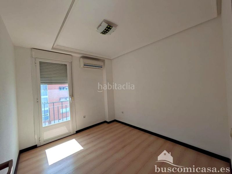 Foto a32ca525-5a50-4531-855e-af79734e29e4. Pis amb aparcament a Centro ciudad Linares