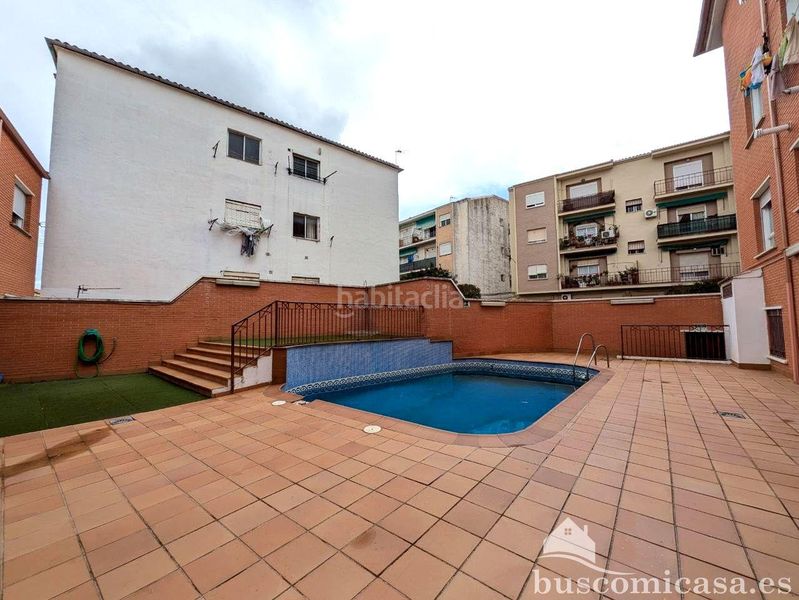 Foto cf3dad58-45ff-4dc9-bf8a-f4956caa1c32. Pis amb calefacció aparcament piscina a Linarejos Linares
